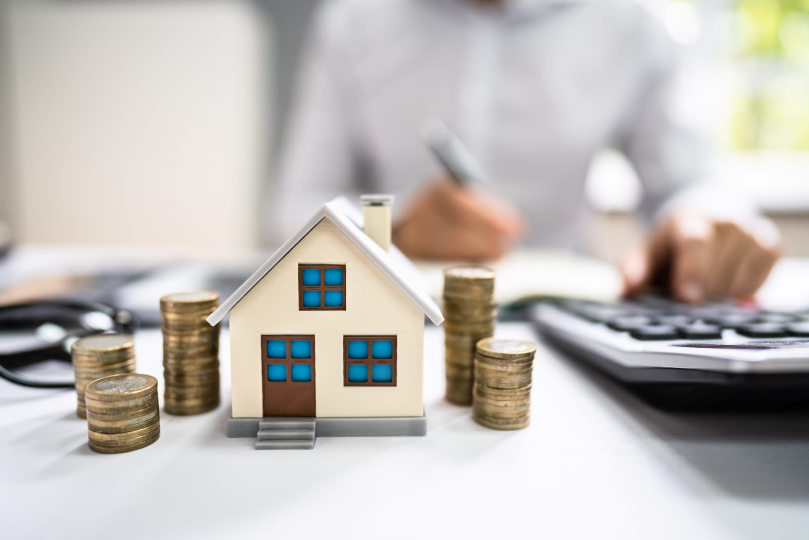 82164134-real-estate-house-price-and-insurance